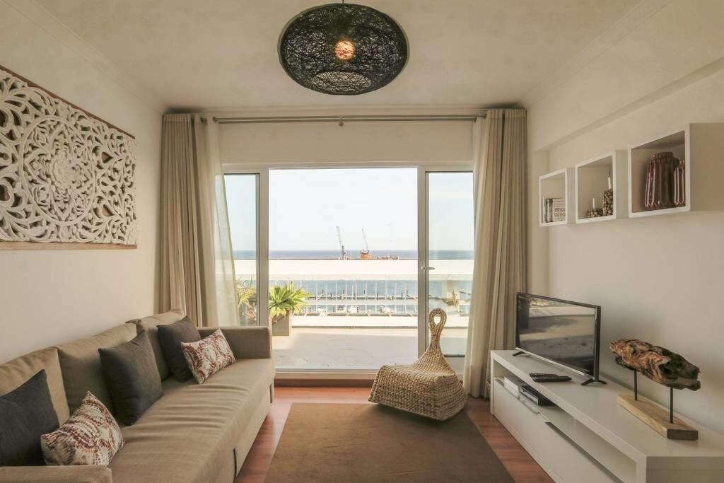 Guestready - Marina View Top Floor With Terrace Ponta Delgada Zewnętrze zdjęcie