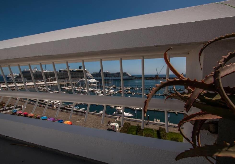 Guestready - Marina View Top Floor With Terrace Ponta Delgada Zewnętrze zdjęcie