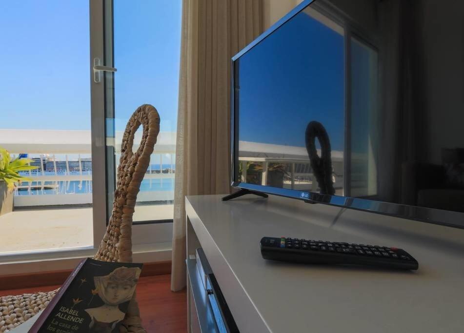 Guestready - Marina View Top Floor With Terrace Ponta Delgada Zewnętrze zdjęcie